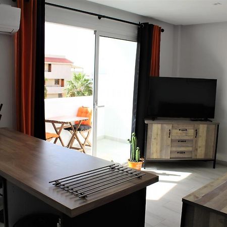 Modern And Lovely Apartment In Los Cristianos Лос Кристианос Экстерьер фото