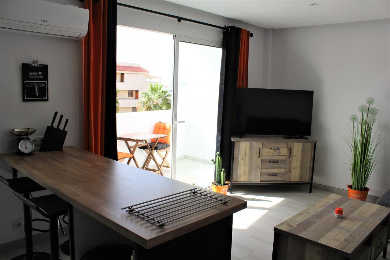 Modern And Lovely Apartment In Los Cristianos Лос Кристианос Экстерьер фото