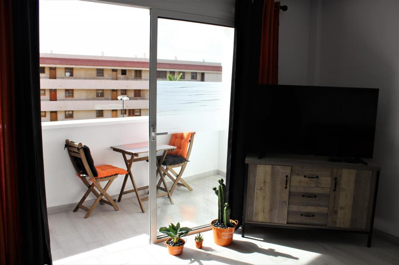 Modern And Lovely Apartment In Los Cristianos Лос Кристианос Экстерьер фото